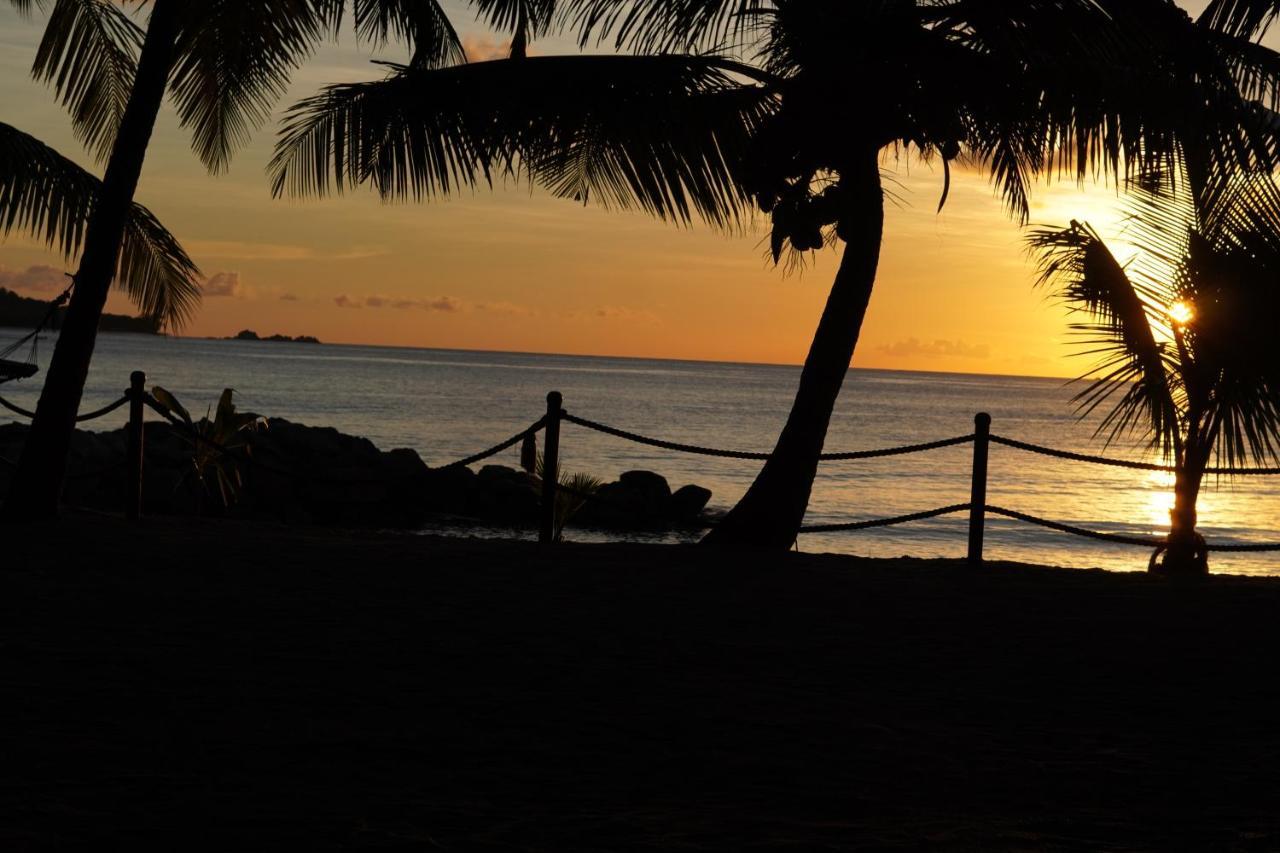Anse Kerlan Beach Chalets Exteriör bild