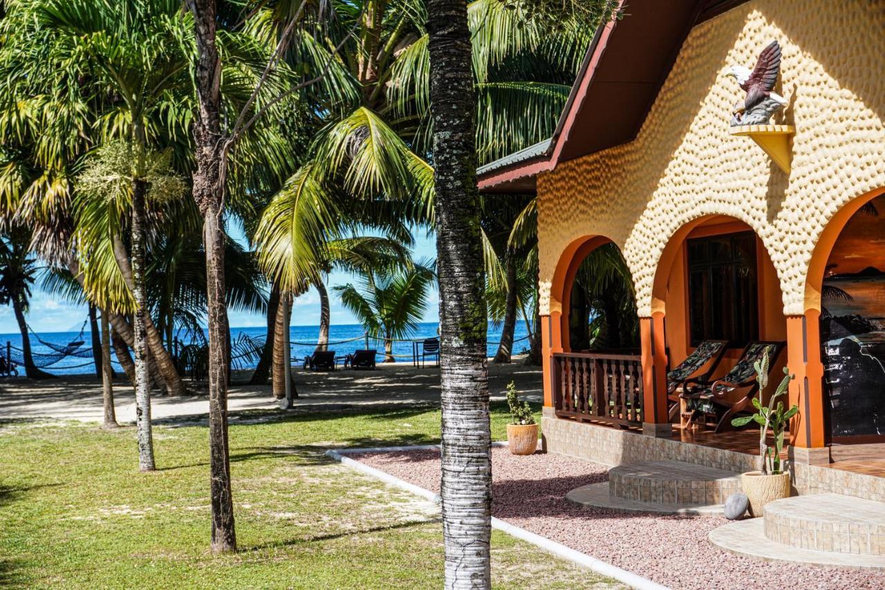 Anse Kerlan Beach Chalets Exteriör bild