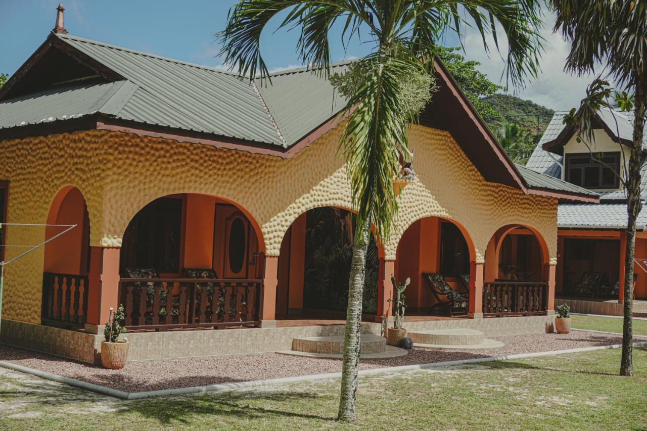 Anse Kerlan Beach Chalets Exteriör bild
