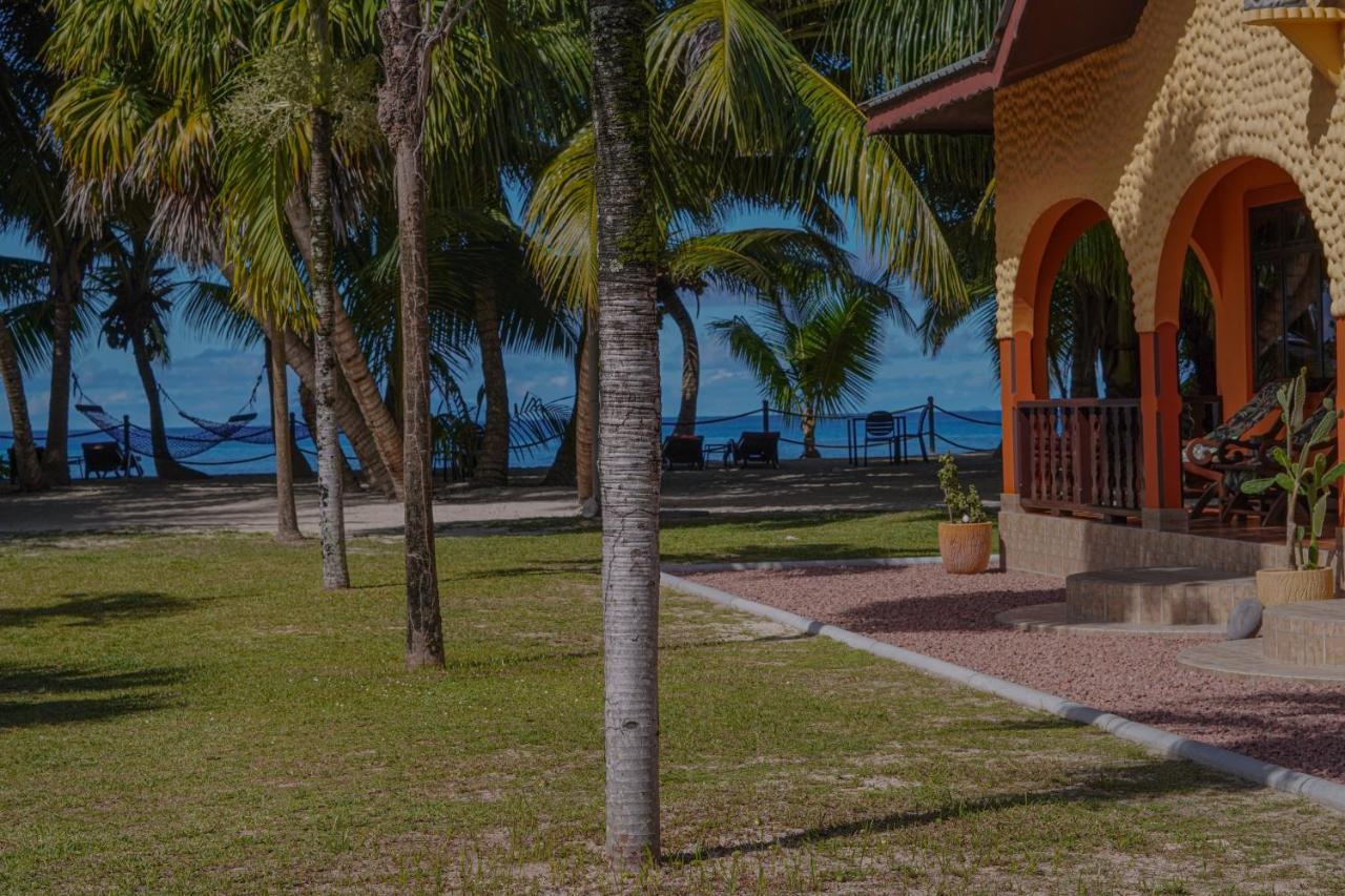 Anse Kerlan Beach Chalets Exteriör bild