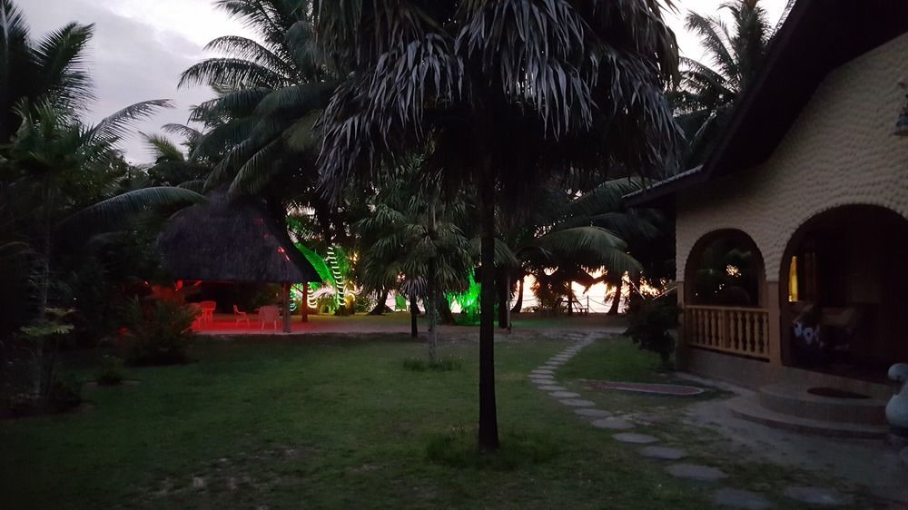 Anse Kerlan Beach Chalets Exteriör bild