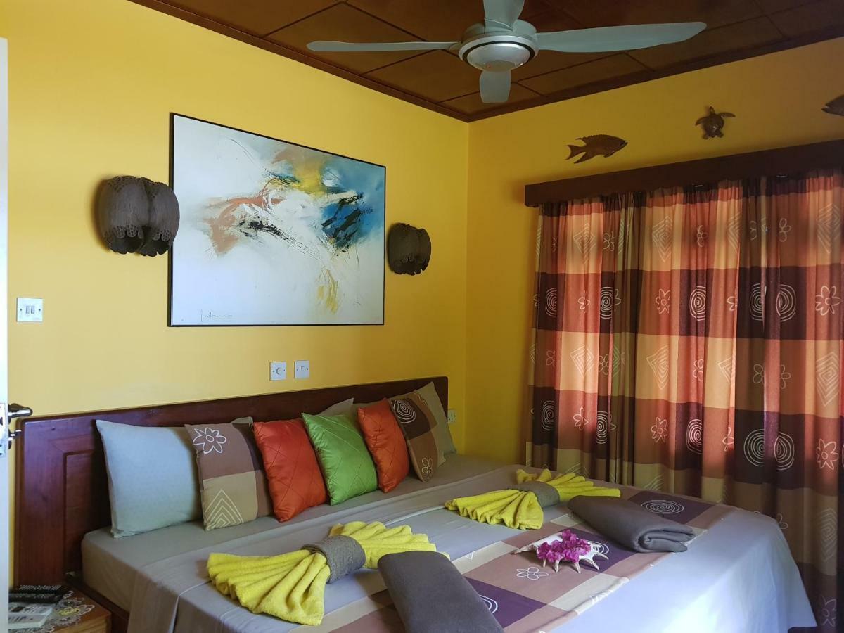 Anse Kerlan Beach Chalets Exteriör bild